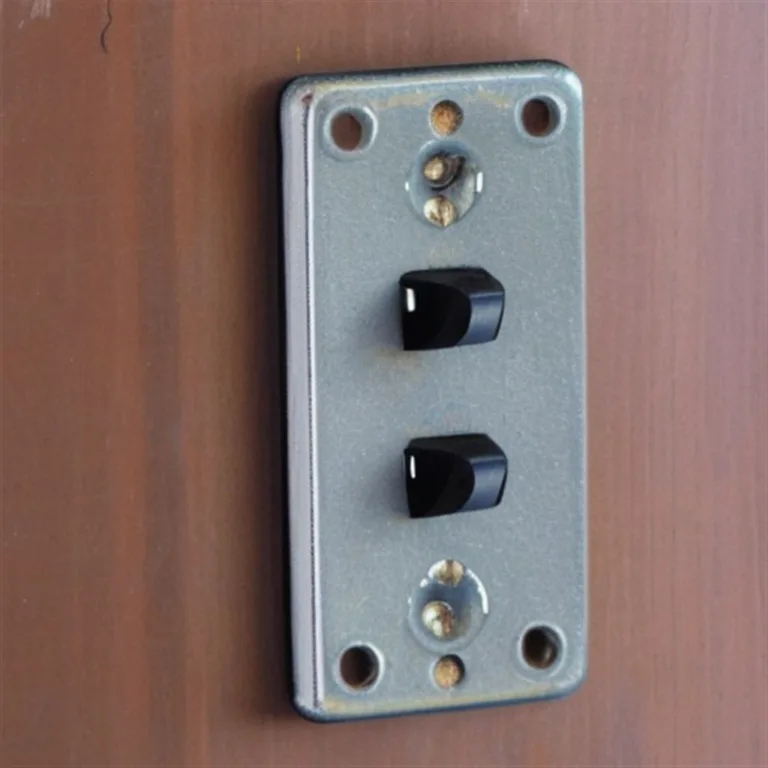 Jak okablować przełącznik Rocker